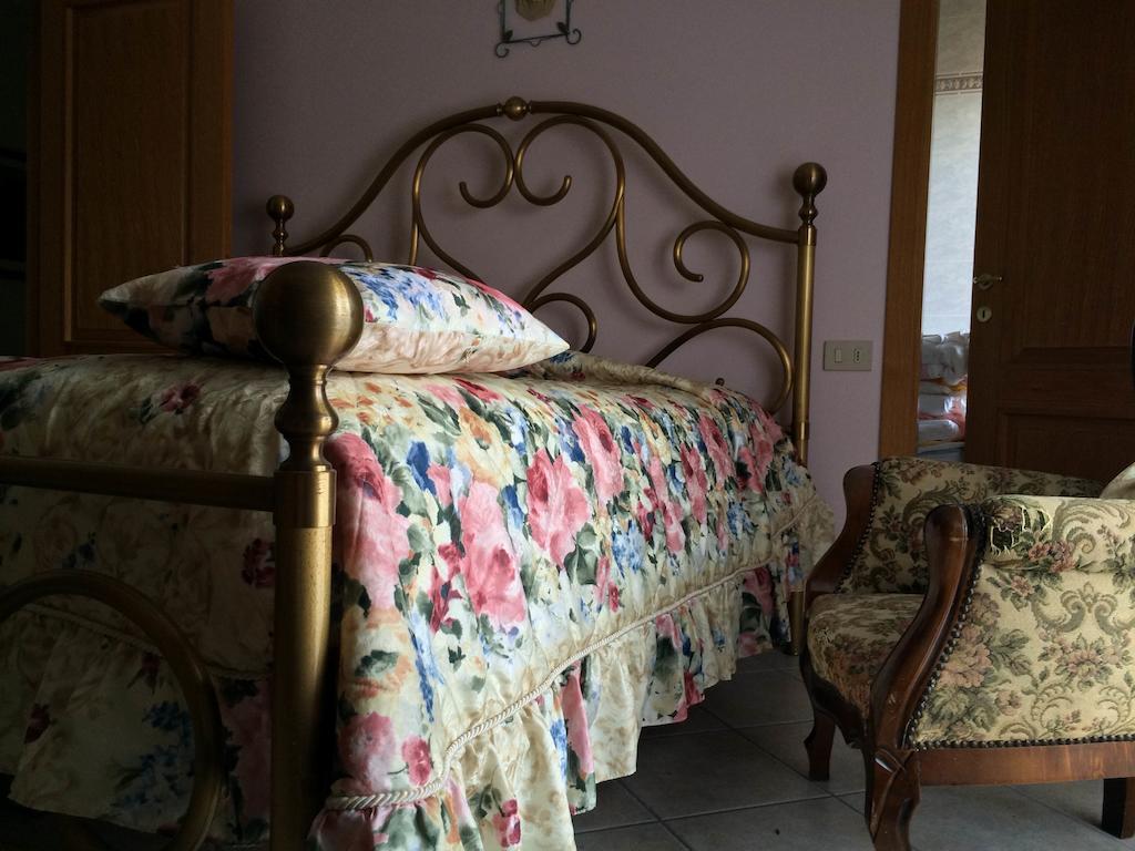 B&B Mirella Città Sant'Angelo Quarto foto